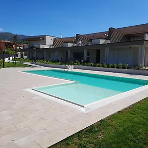 Apartmentsgarda - Il Leccio Apartment