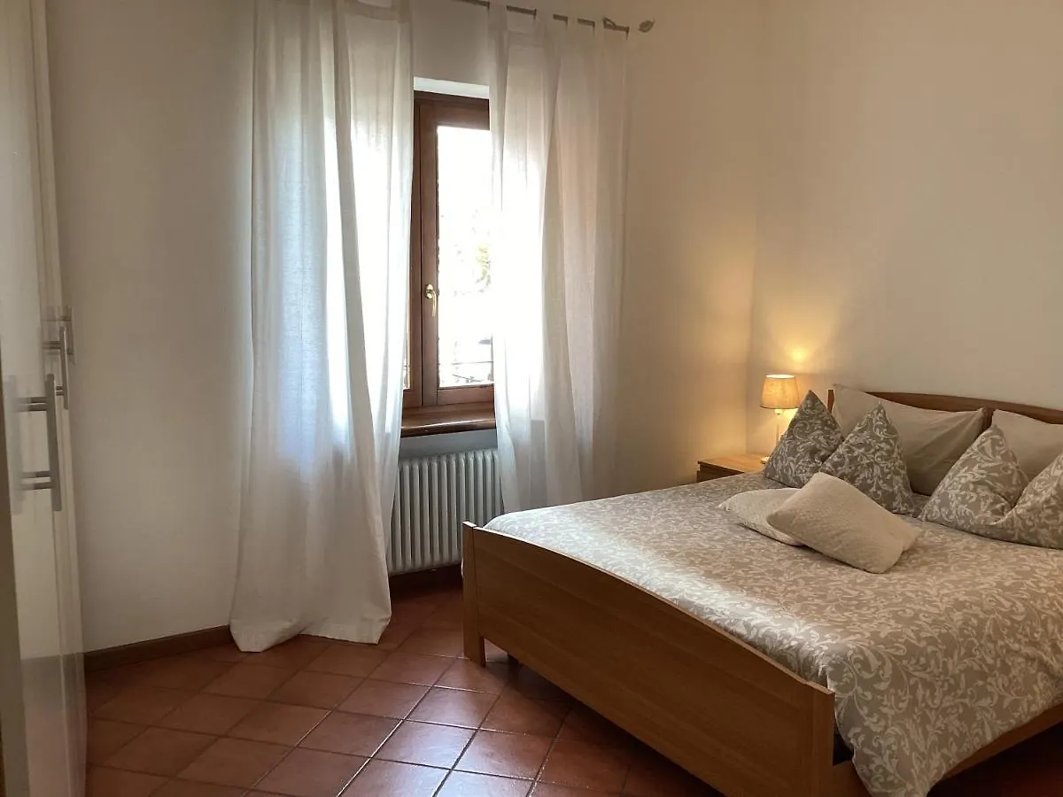 Ca' Masteva - Promenade Apartment Garda  Italy